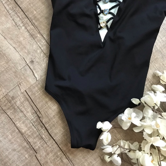 💙💙It Figures! Black & Turquoise One Piece - Picture 4 of 7